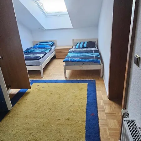 Ruhige Im Obergeschoss Gasthof Ketsch